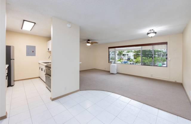 Photo of 46-261 Kahuhipa Street unit: 102