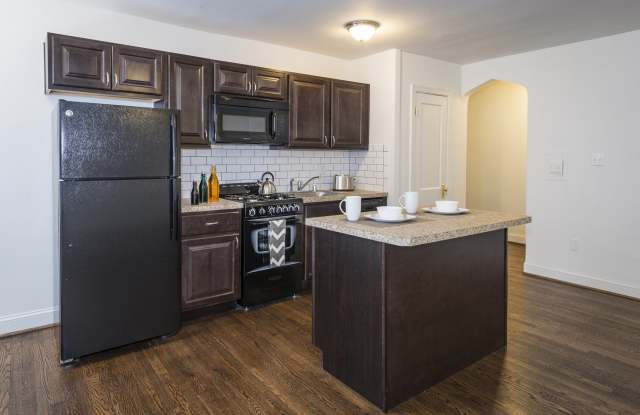 1401 Tuckerman Street Apartments