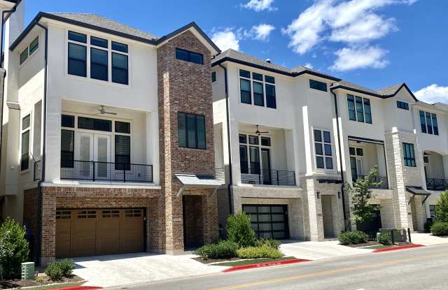 Photo of 13312 Galleria Cir