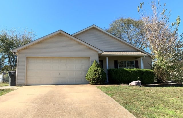 2711 Belle Meade Drive - 2711 Belle Meade Pl, Columbia, TN 38401