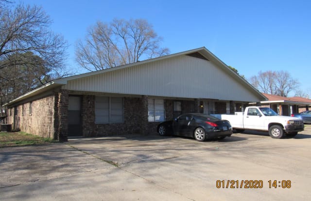 597 4th Ave - 597 4th Avenue, Conway, AR 72032