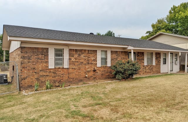 310 Wilson Street - 310 Wilson Street, Morrilton, AR 72110