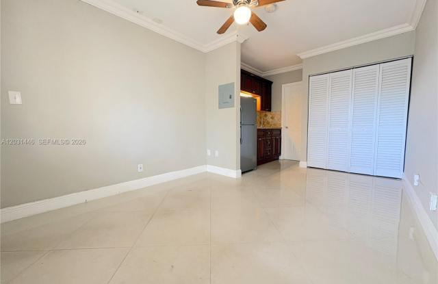 2901 Middle River Dr