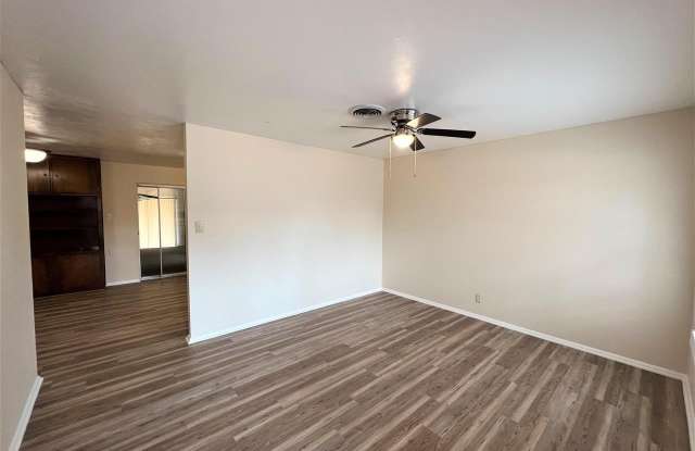 4717 NORTHSHORE DRIVE