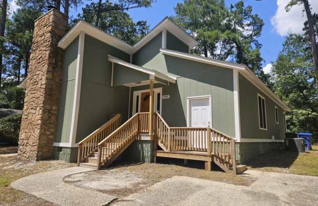 5590 Bellflower Street