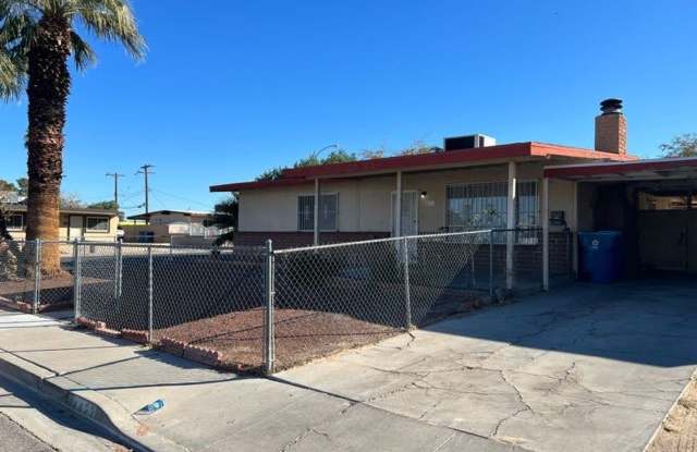 4427 Springdale Ave - 4427 Springdale Avenue, Sunrise Manor, NV 89121