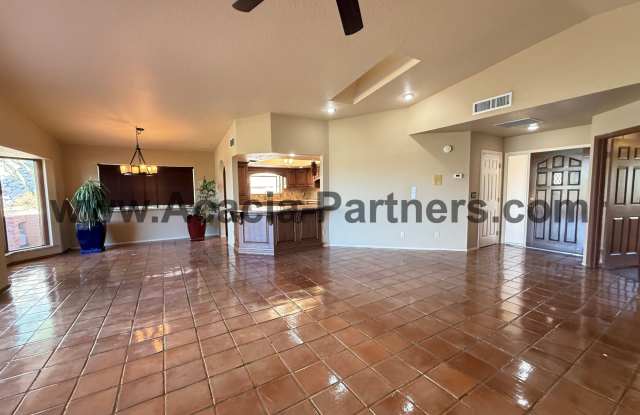 4221 N Summer Set Dr