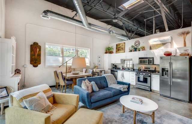5200 Peachtree Road