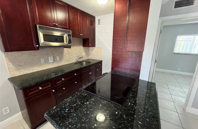 Photo of 1311 NE 18th St