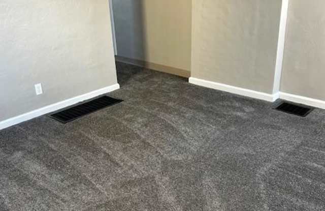 1542 Elmwood Ave - 2