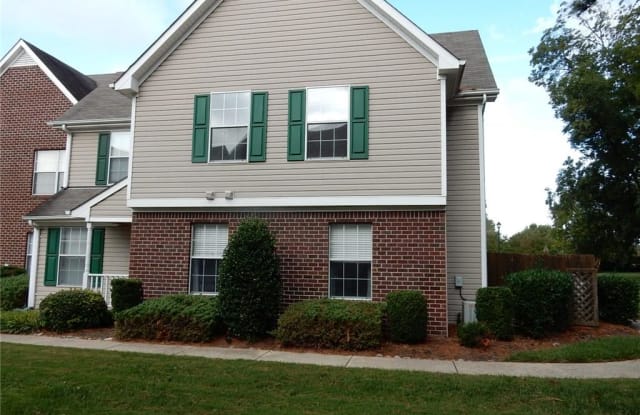 2406 Willow Point Arch - 2406 Willow Point Arch, Chesapeake, VA 23320