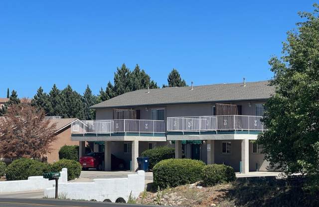 9615 E Lakeshore Drive