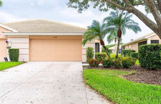 8318 Summer Greens Ter