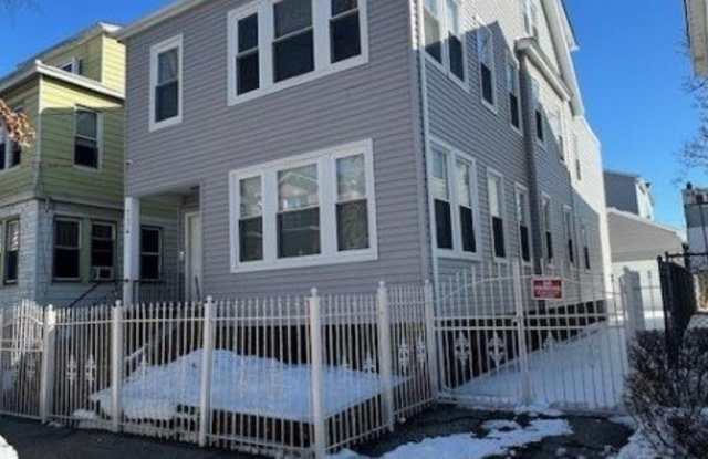 134 Isabella Ave