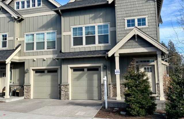 3 Bedroom + Flex Space in Central Location - Close to Old Mill!