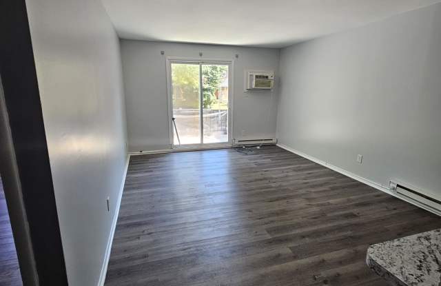 920 E 21st Street Rd