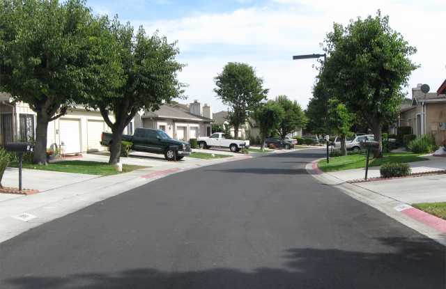 195 Rothrock Drive - 1