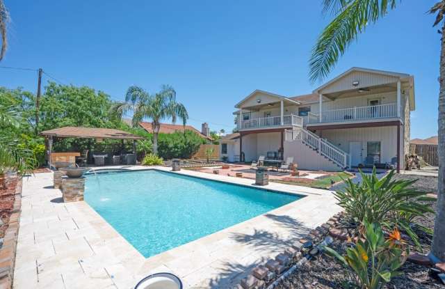 1117 Beach Blvd