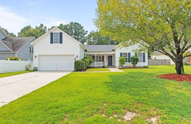 110 Riverbirch Place - 110 Riverbirch Place, Piney Green, NC 28546