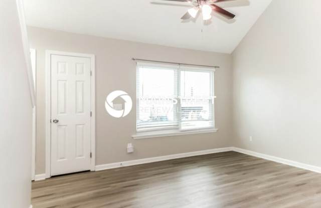 10418 Pinoak View Drive