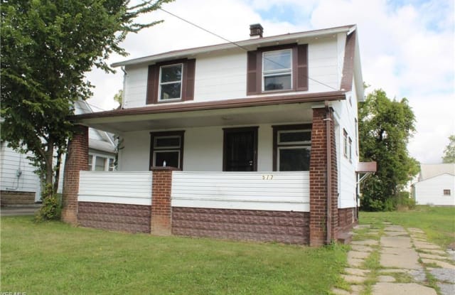 572 East Avondale Ave - 572 East Avondale Avenue, Youngstown, OH 44502