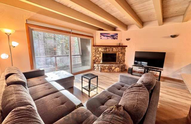 Photo of 3 Bedroom in Central Location in Incline!