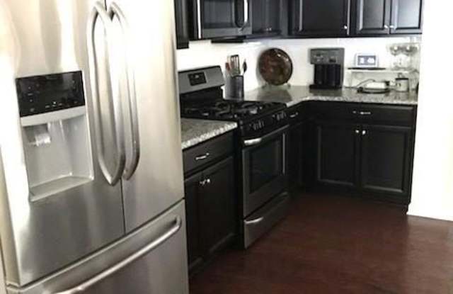 8039 Scarlet Oak Terrace