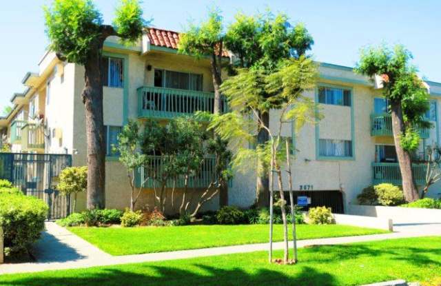 Photo of 3671 Midvale Avenue