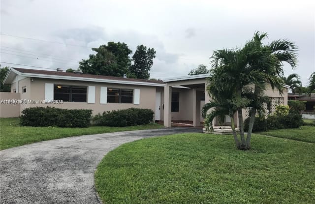 4710 NW 12th St - 4710 Northwest 12th Street, Lauderhill, FL 33313