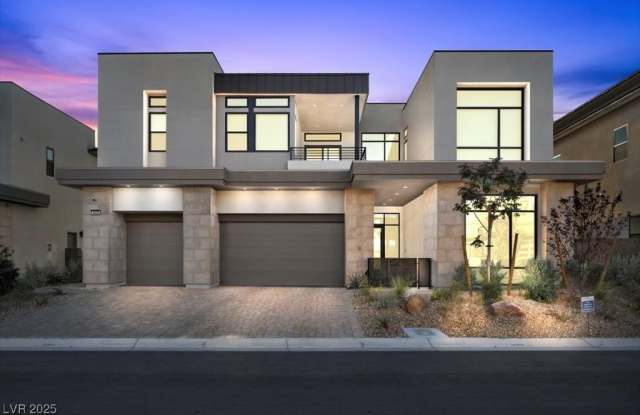 4829 Shady Ridge Drive