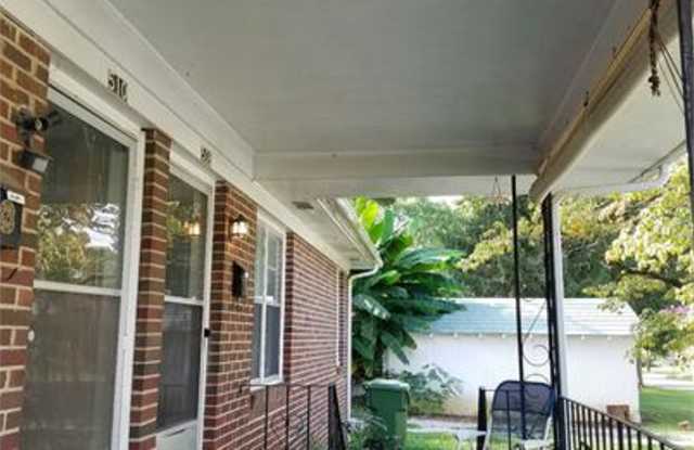 Photo of 510 Lacy Street NE