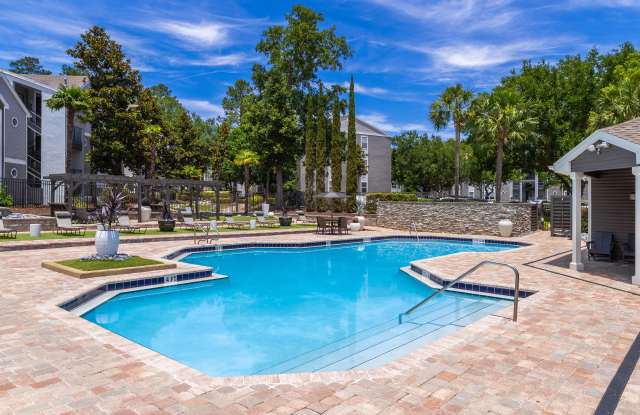 The Oasis at 1800