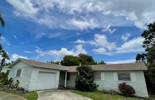 420 Newfound Harbor Drive