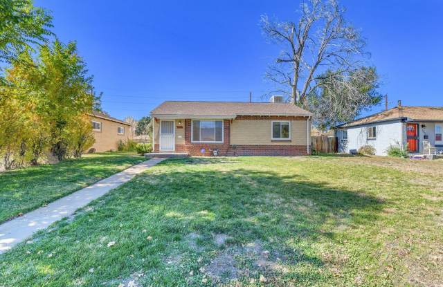 Photo of 4 bedroom, 2 bath home in Park Hill