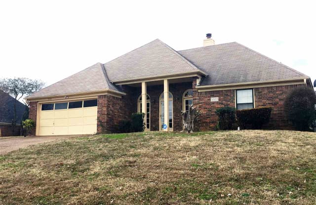 5535 KINDLE CREEK DR - 5535 Kindle Creek Drive, Shelby County, TN 38141