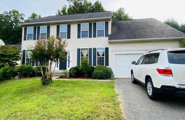 903 JOHNSON GROVE Lane