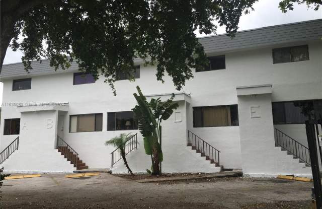 7721 Dunham Blvd - 7721 Dunham Boulevard, Miami, FL 33138