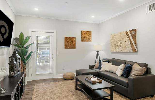 Pointe Grand Southlake