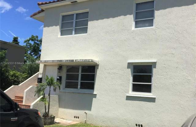 3743 SW 27th Ter - 3743 Southwest 27th Terrace, Miami, FL 33134