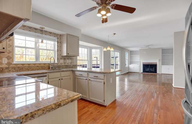 444 BENNETT CERF Drive