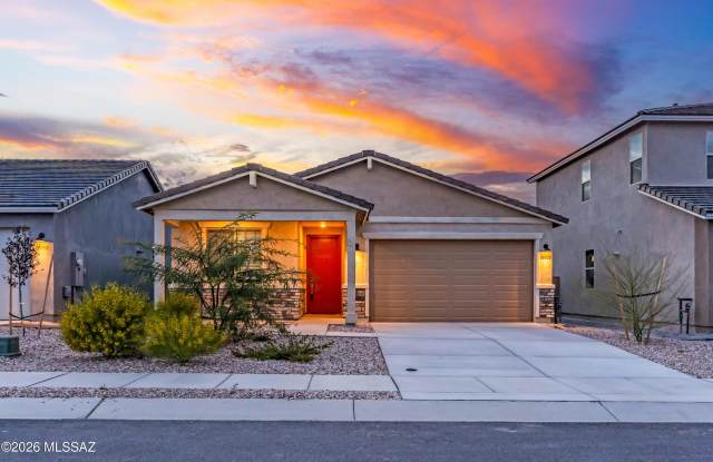 10072 S Arnold Ranch Road