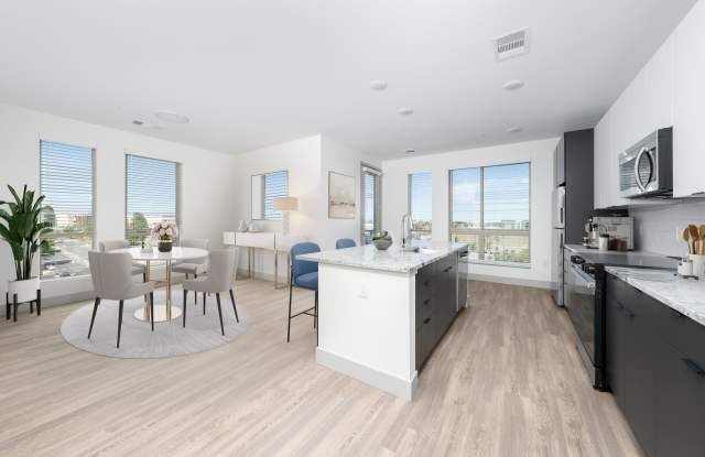 Photo of Legacy Metro 525