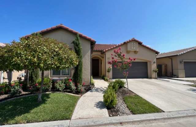5967 E Via Peccio Drive