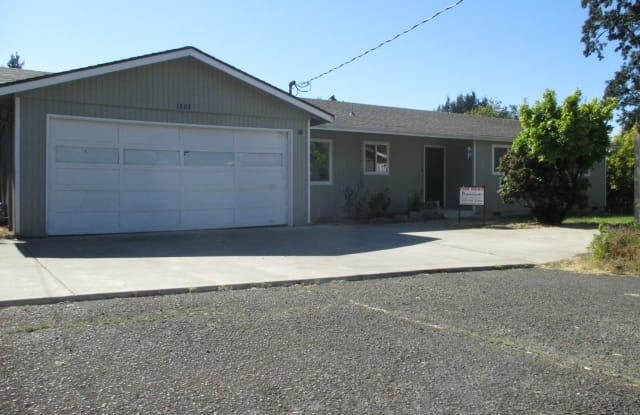 1809 Wallace Rd NW - 1809 Wallace Road Northwest, Salem, OR 97304