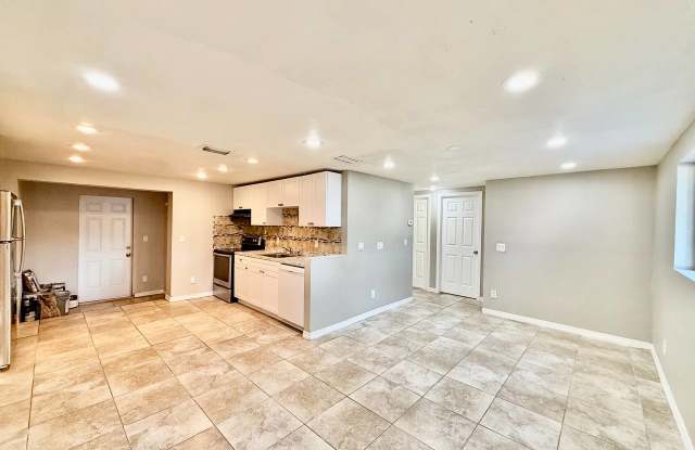 2406 S 69th St Unit A