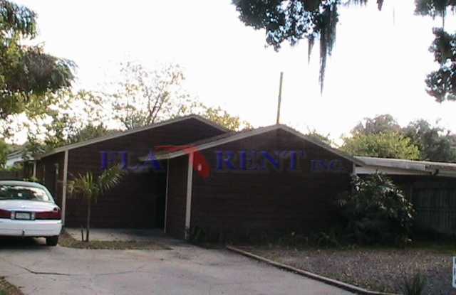 **3/2 Remodeled Duplex Near Downtown Orlando off of Curry Ford**
