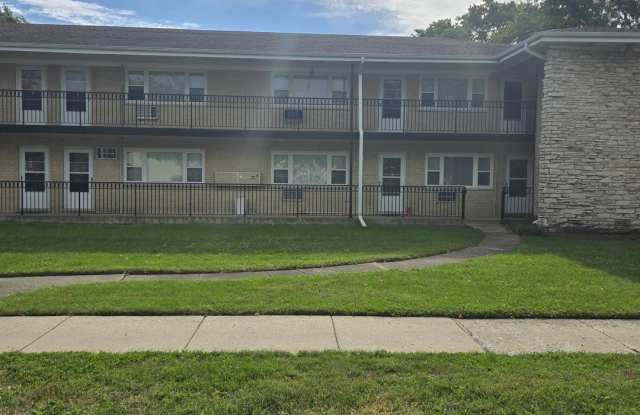 Photo of 1817 W TOUHY Avenue unit: 2E