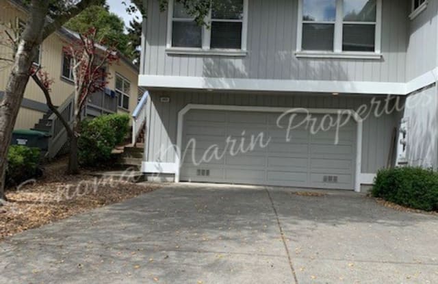 460 Flynn Street - 460 Flynn Street, Sebastopol, CA 95472