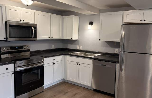 7008 Southwest 15th Street