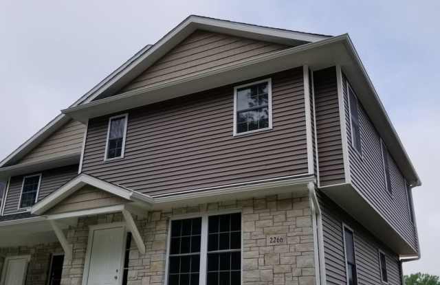 Beautiful and Modern 3 Bed 2.5 bath Home!